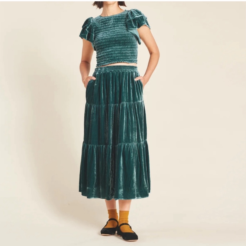 Trovata Makena B Skirt Elegant Ponderosa Color Velvet Pocketed Tiered Skirt